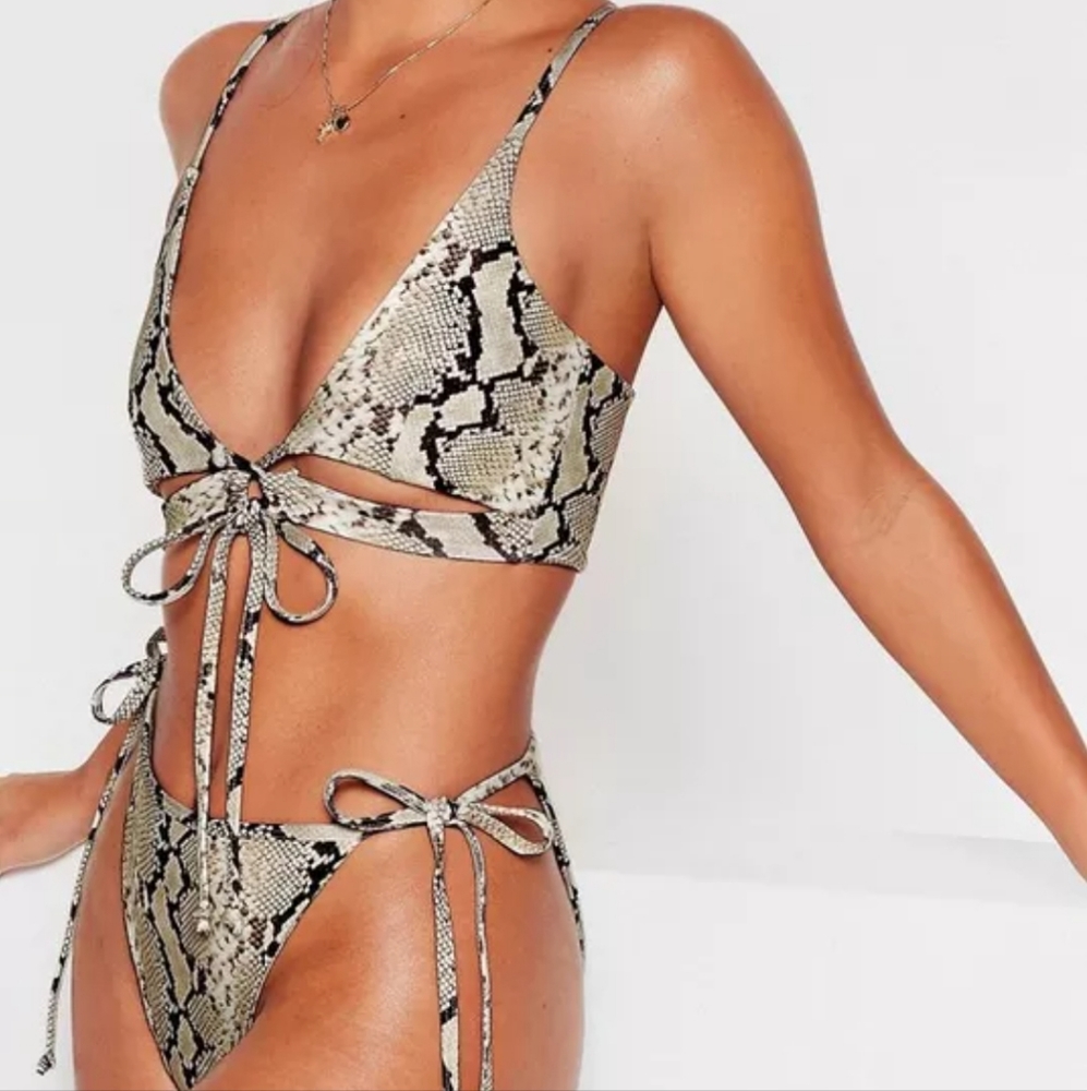 Nasty gal snake print cut out high waist bikini set - Picture 2 of 5